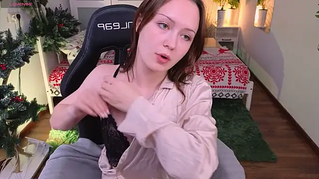 selin selin online show from December 2025 05:06:02 AM