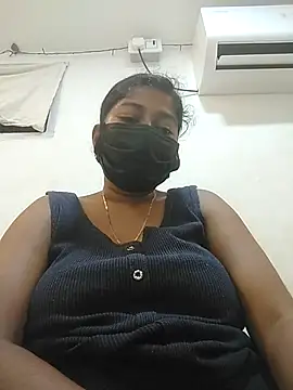 Snapshot of TAMIL_AMMUKUTTYY chatting on October 2025 06:52:01 PM TAMIL AMMUKUTTYY online show from October 2025 06:52:01 PM