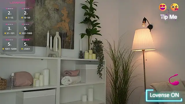 Snapshot of adisson_fox chatting on October 2025 06:10:01 AM adisson fox online show from October 2025 06:10:01 AM