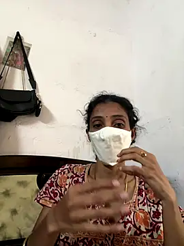 sweetreddy-02 online show from November 2025 05:45:02 AM