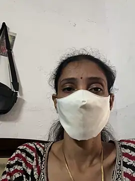 sweetreddy-02 online show from November 2025 04:57:01 AM