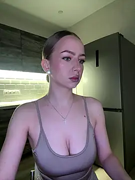 MissOyee online show from January 2026 07:18:01 PM