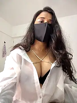 Snapshot of NainaNicks chatting on October 2025 10:46:02 AM NainaNicks online show from October 2025 10:46:02 AM