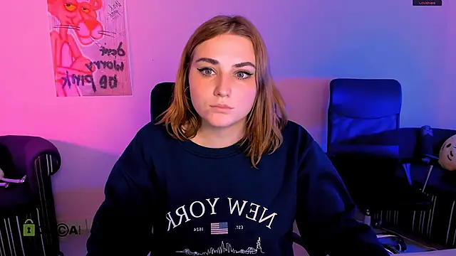 casey meow  online show from December 2025 10:13:01 AM