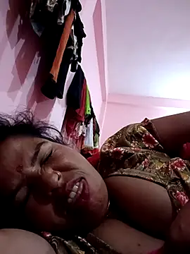 Snapshot of Hott_locky chatting on November 2025 11:17:01 PM Hott locky online show from November 2025 11:17:01 PM