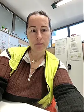 bichota85 online show from March 2026 11:24:01 AM