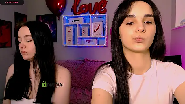 Snapshot of ariana_ross7 chatting on February 2026 08:27:02 PM ariana ross7 online show from February 2026 08:27:02 PM