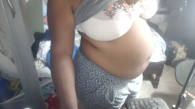 Snapshot of rachelexoticgirl chatting on July 2026 03:34:01 AM rachelexoticgirl online show from July 2026 03:34:01 AM