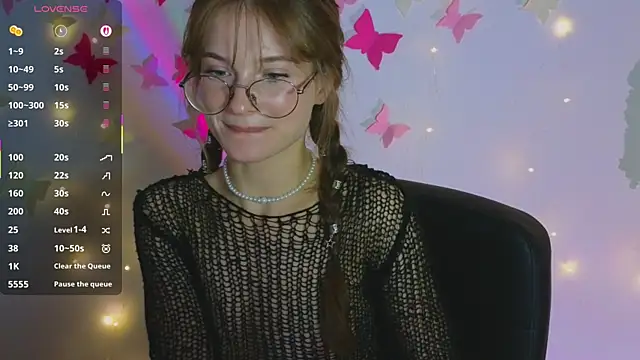 Snapshot of Katyaa_Lover chatting on October 2025 03:34:01 PM Katyaa Lover online show from October 2025 03:34:01 PM