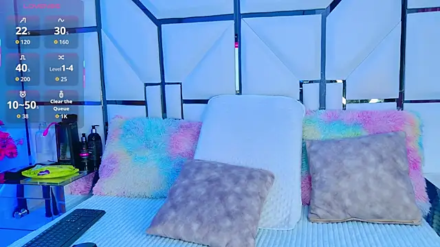 SabrinnaTaylor online show from November 2025 07:29:01 PM