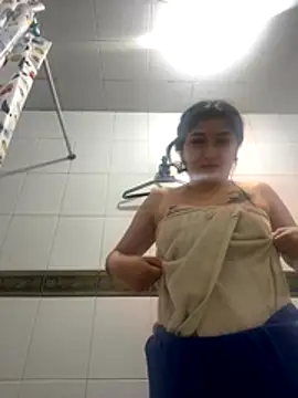 Snapshot of Daphnee-x chatting on November 2025 09:11:02 AM Daphnee-x online show from November 2025 09:11:02 AM