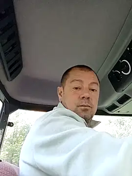 hugoboys4576 online show from October 2025 08:20:01 AM