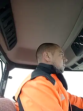 hugoboys4576 online show from October 2025 06:55:01 AM