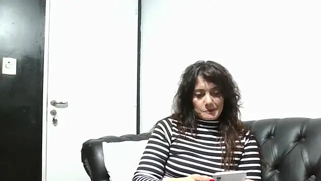dulcefanny online show from July 2026 04:07:01 AM