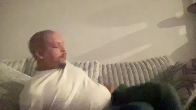 Snapshot of caramelizedzeus chatting on November 2025 02:56:02 AM caramelizedzeus online show from November 2025 02:56:02 AM