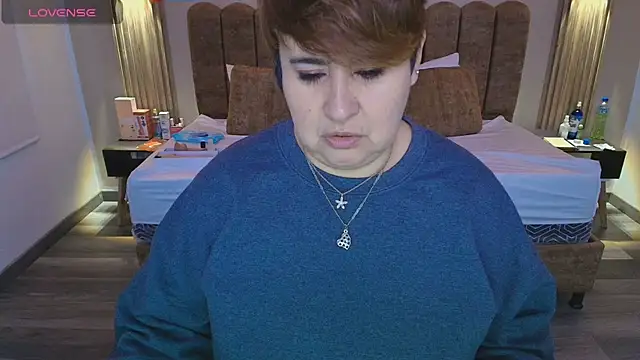 Snapshot of Sasharosee2 chatting on October 2025 12:03:01 PM Sasharosee2 online show from October 2025 12:03:01 PM