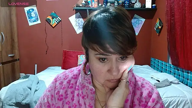 Snapshot of Sasharosee2 chatting on October 2025 12:03:01 PM Sasharosee2 online show from October 2025 12:03:01 PM