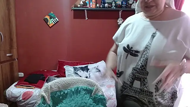 Snapshot of Sasharosee2 chatting on December 2025 12:44:02 PM Sasharosee2 online show from December 2025 12:44:02 PM