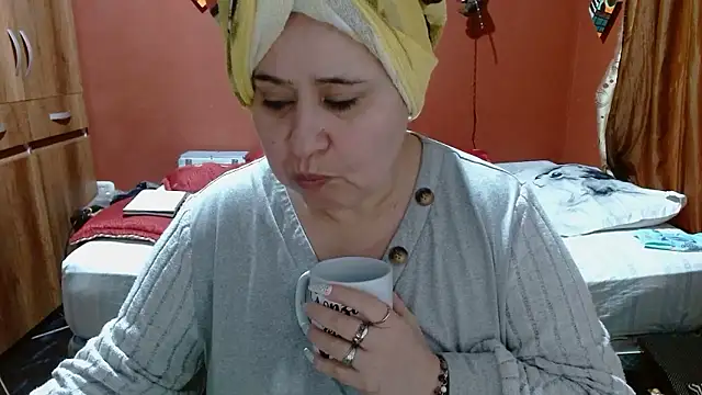 Snapshot of Sasharosee2 chatting on January 2026 12:07:01 PM Sasharosee2 online show from January 2026 12:07:01 PM