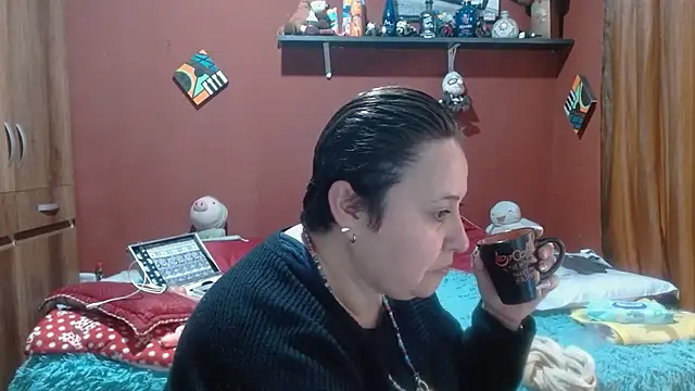 Snapshot of Sasharosee2 chatting on February 2026 01:18:01 PM Sasharosee2 online show from February 2026 01:18:01 PM