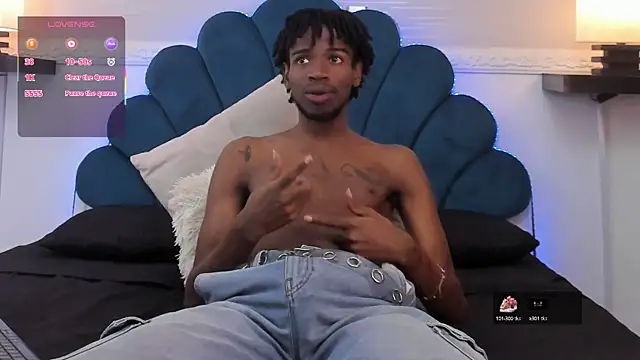 Snapshot of AllexJacob chatting on October 2025 01:33:02 PM AllexJacob online show from October 2025 01:33:02 PM