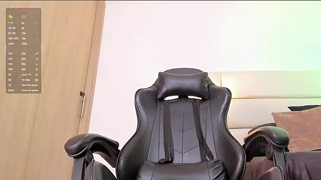 Snapshot of AllexJacob chatting on January 2026 01:05:02 PM AllexJacob online show from January 2026 01:05:02 PM