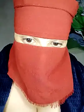 Snapshot of Sousou-24 chatting on November 2025 08:44:01 PM Sousou-24 online show from November 2025 08:44:01 PM