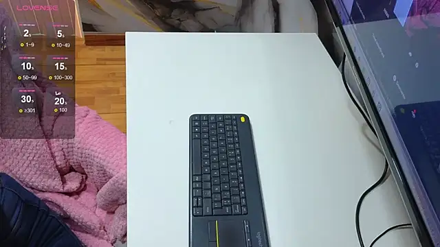 Snapshot of valery_cute_18 chatting on November 2025 12:05:02 PM valery cute 18 online show from November 2025 12:05:02 PM