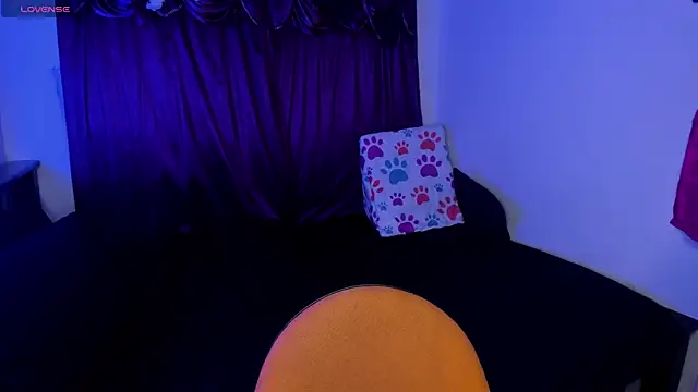 Shairaclark  online show from April 2026 02:18:01 AM