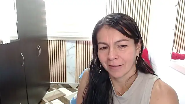 Snapshot of camilavargas_ chatting on June 2026 07:16:02 PM camilavargas online show from June 2026 07:16:02 PM