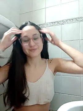 Snapshot of linameii chatting on November 2025 04:45:02 AM linameii online show from November 2025 04:45:02 AM