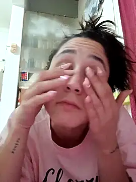 Snapshot of linameii chatting on December 2025 02:21:01 AM linameii online show from December 2025 02:21:01 AM