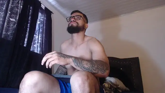 Chrys harris77 online show from March 2026 02:01:02 PM