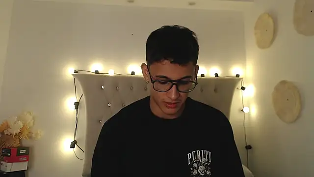 SalvadorFit online show from January 2026 08:35:01 PM