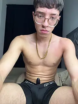 arthurdavies online show from November 2025 04:43:02 AM