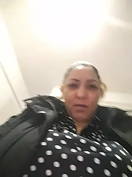 Snapshot of Lunita86 chatting on June 2026 02:01:02 AM Lunita86 online show from June 2026 02:01:02 AM
