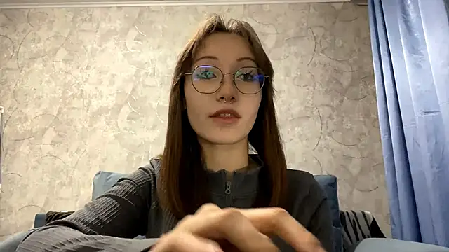 Snapshot of SetsukoBuddemeyer chatting on October 2025 10:15:01 AM SetsukoBuddemeyer online show from October 2025 10:15:01 AM