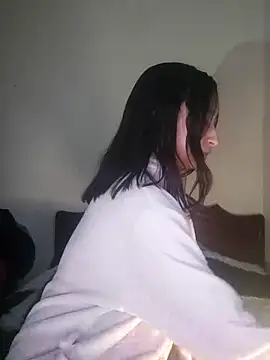 Snapshot of Vale_stone_ chatting on September 2025 03:33:02 AM Vale stone online show from September 2025 03:33:02 AM