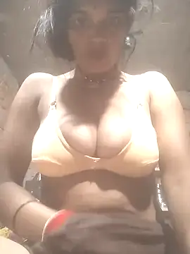 Snapshot of Hott_cutgirl chatting on November 2025 12:54:02 AM Hott cutgirl online show from November 2025 12:54:02 AM