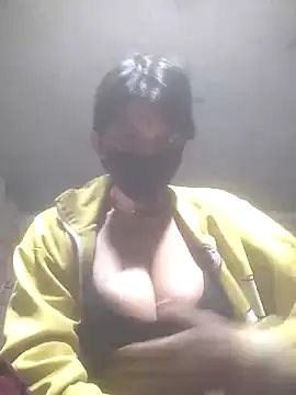 Snapshot of Hott_cutgirl chatting on November 2025 06:51:02 PM Hott cutgirl online show from November 2025 06:51:02 PM