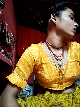 Snapshot of R_Roshni chatting on October 2025 05:14:01 AM R Roshni online show from October 2025 05:14:01 AM