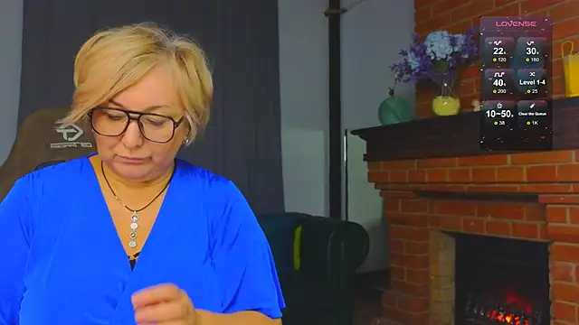 Snapshot of Marta_Wils chatting on November 2025 03:30:02 AM Marta Wils online show from November 2025 03:30:02 AM