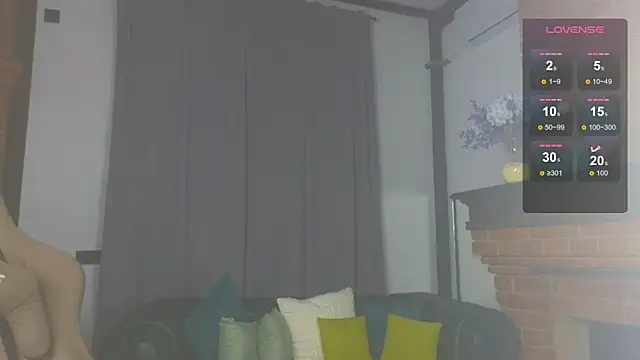 Snapshot of Marta_Wils chatting on November 2025 04:16:02 PM Marta Wils online show from November 2025 04:16:02 PM