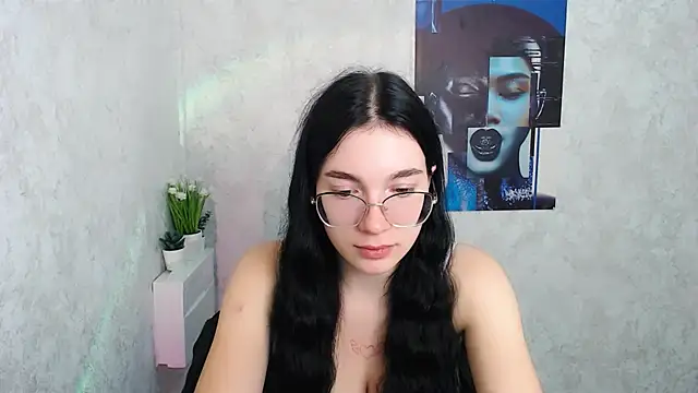Snapshot of MiraBabe_ chatting on October 2025 12:56:02 PM MiraBabe  online show from October 2025 12:56:02 PM