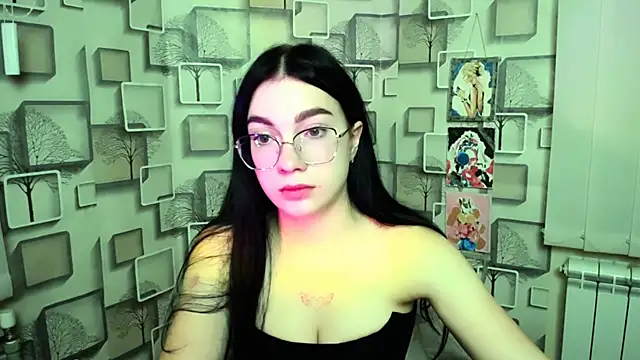 Snapshot of MiraBabe_ chatting on October 2025 07:19:01 AM MiraBabe  online show from October 2025 07:19:01 AM