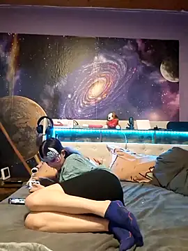 Hot SkinnyGirl online show from November 2025 01:35:02 PM