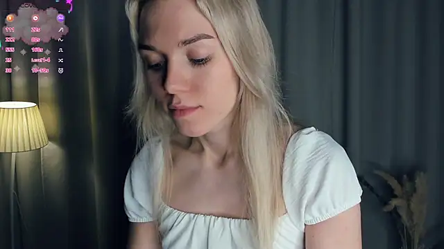 DianeHonnette online show from November 2025 07:13:01 PM