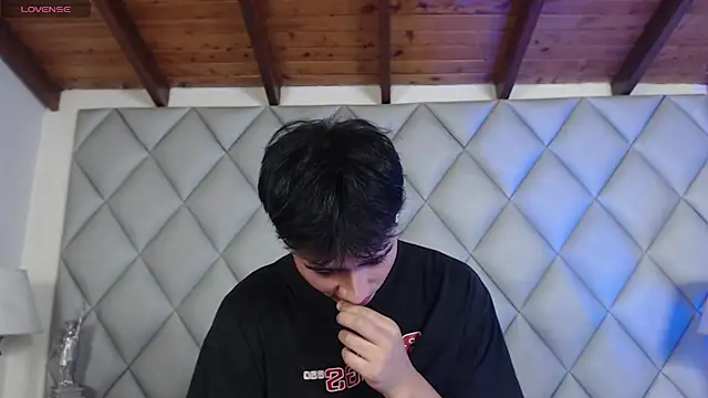 Clement Reyes online show from November 2025 01:13:01 PM