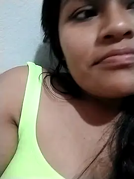 Karin 39 online show from April 2026 07:52:01 PM