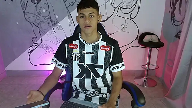 deivid bigcock1 online show from December 2025 12:08:01 AM